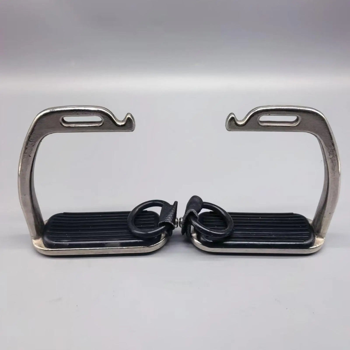 Lightweight Professional Horse Stirrups with - ProPawPet.com