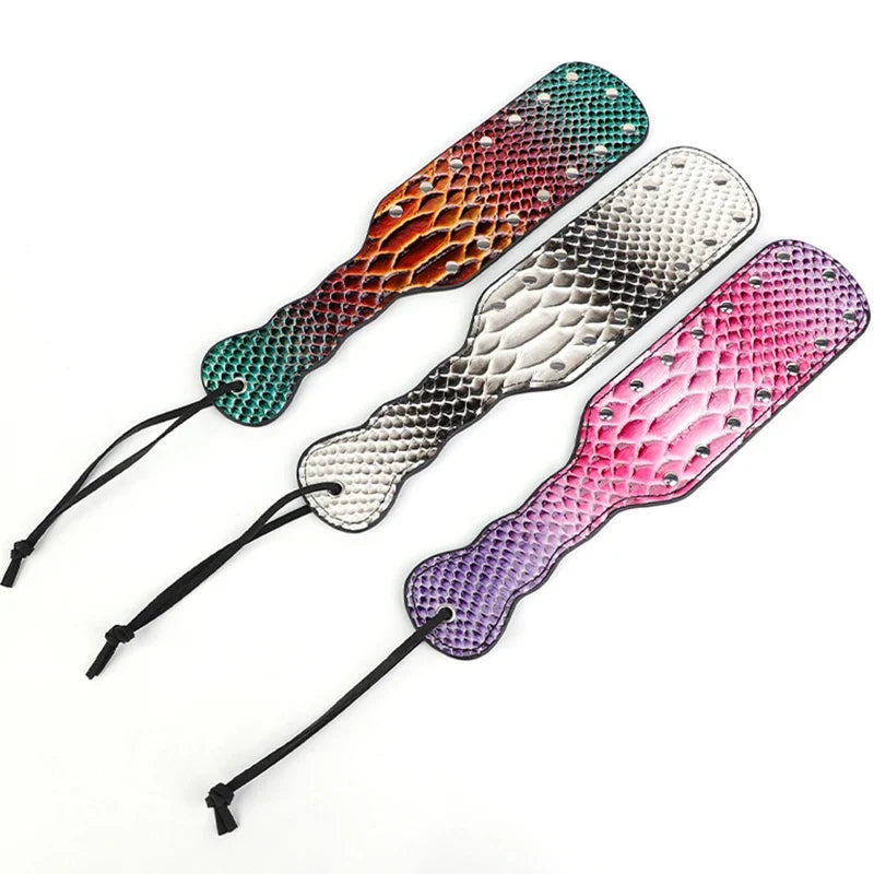 31.7CM PU LEATHER Spanking Paddle Horse Whip - ProPawPet.com