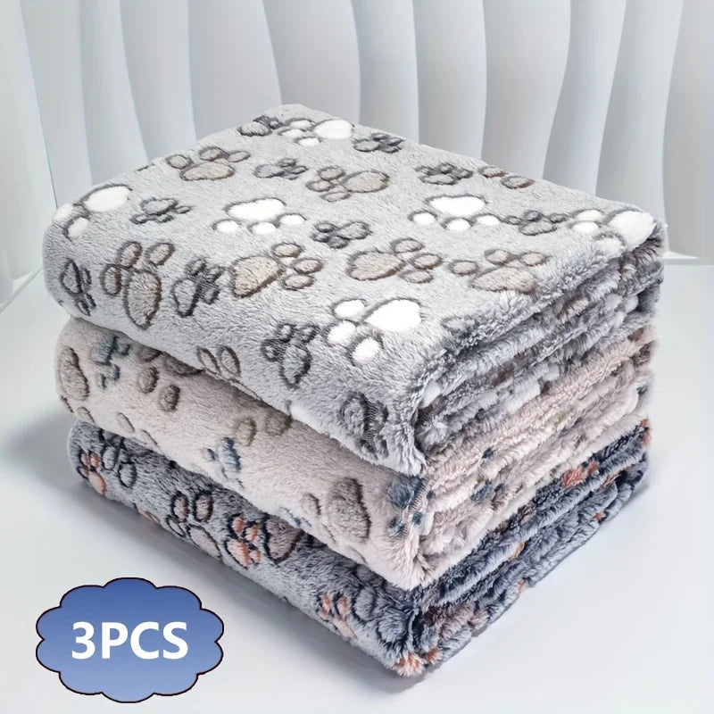 3pcs Flannel Pet Blanket Set with Cute Paw - ProPawPet.com