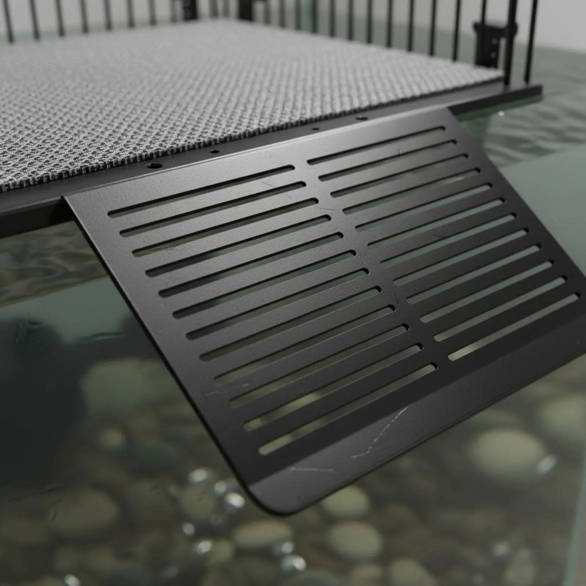 Stainless Steel Basking Dock Anti-Escape - ProPawPet.com