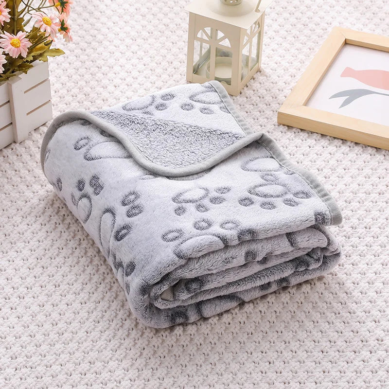 Soft Flannel Pet Blanket for Dogs Cats Cute - ProPawPet.com