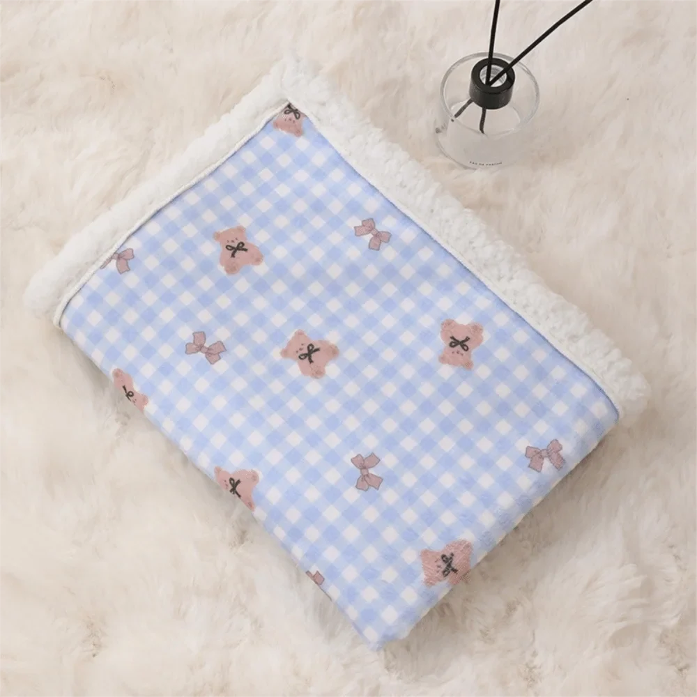 Dog Bed Pad Thickened Pet Blankets Warm - ProPawPet.com