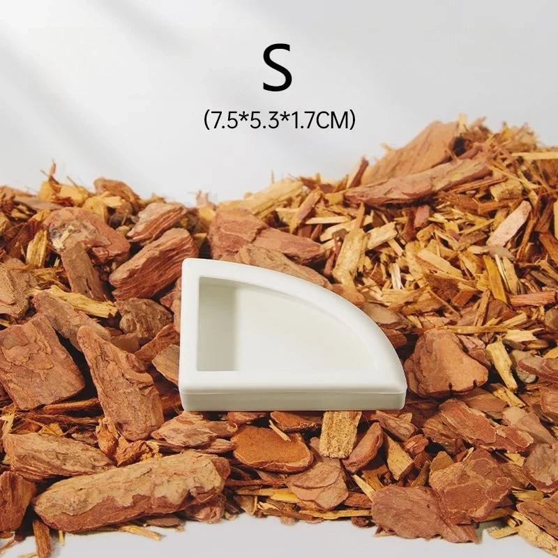 Anti-escape Mealworm Storage Containers – Reptile Bowls & Feeders