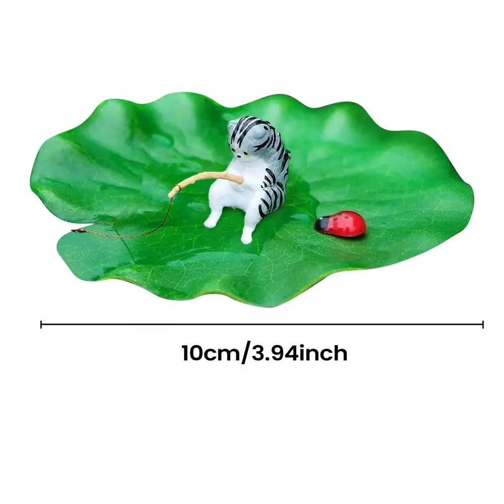 Cat Fishing on Floating Lily Pad Aquarium Decoration – Cat Beds & Mats