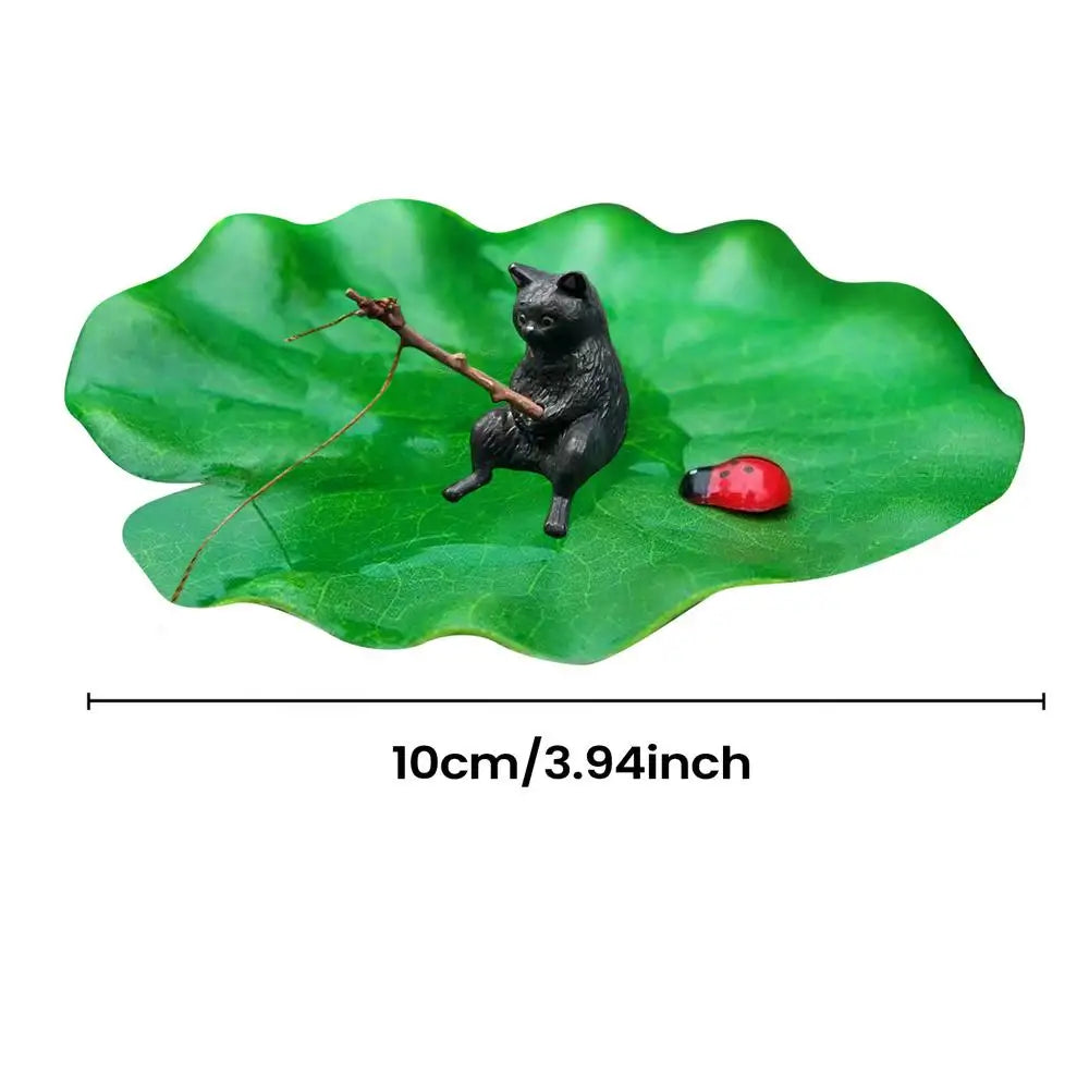 Cat Fishing on Floating Lily Pad Aquarium Decoration – Cat Beds & Mats