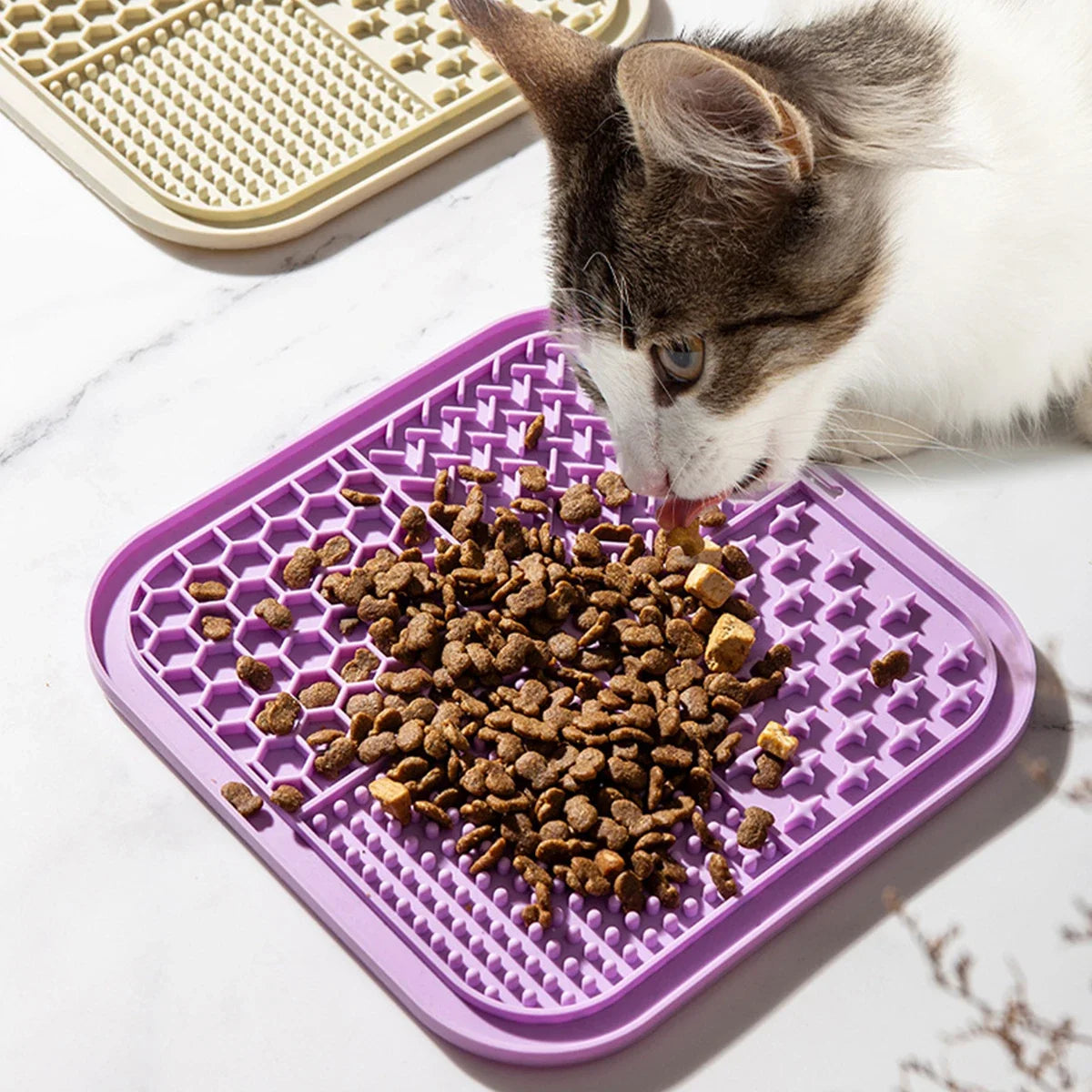 1PC-Silicone pet lick mat; pet slow feed - ProPawPet.com