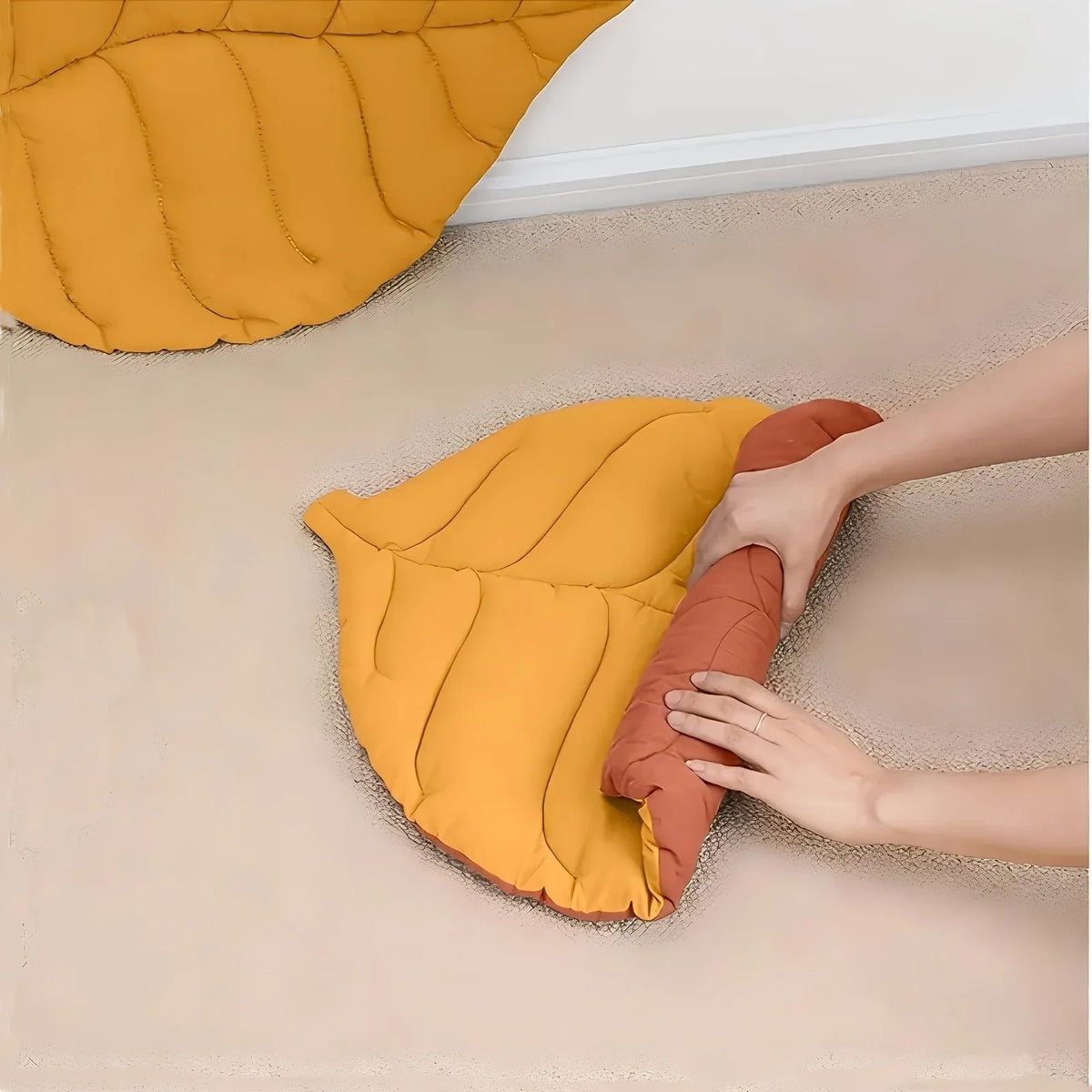 Cat Bed Mats Soft Cotton Leaf Shaped Kitten - ProPawPet.com