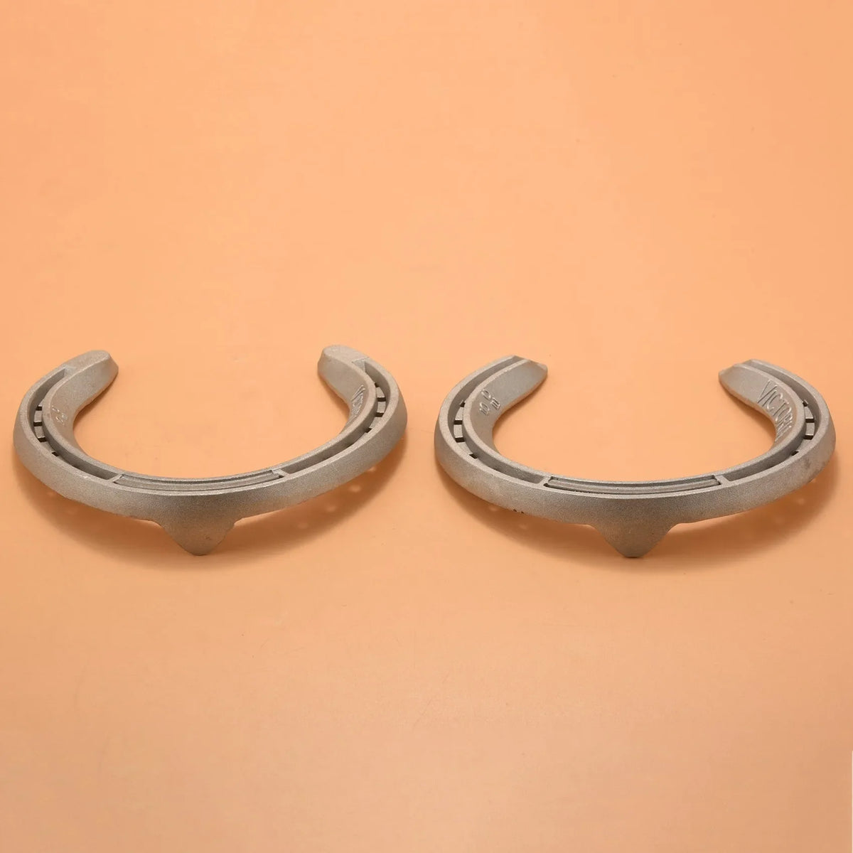 Horse Equipment Aluminum Alloy Horseshoes 2 Front 2 – Hoof Care & Farrier Tools
