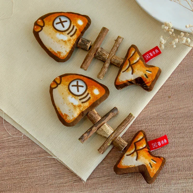 Grilled Fish Shaped Silvervine Cat Toy Bite - ProPawPet.com