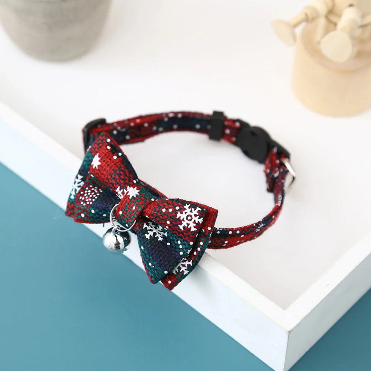 Pet Breakaway Cat Collar Bow Tie and Bell Cute Plaid Christmas – Cat Supplies
