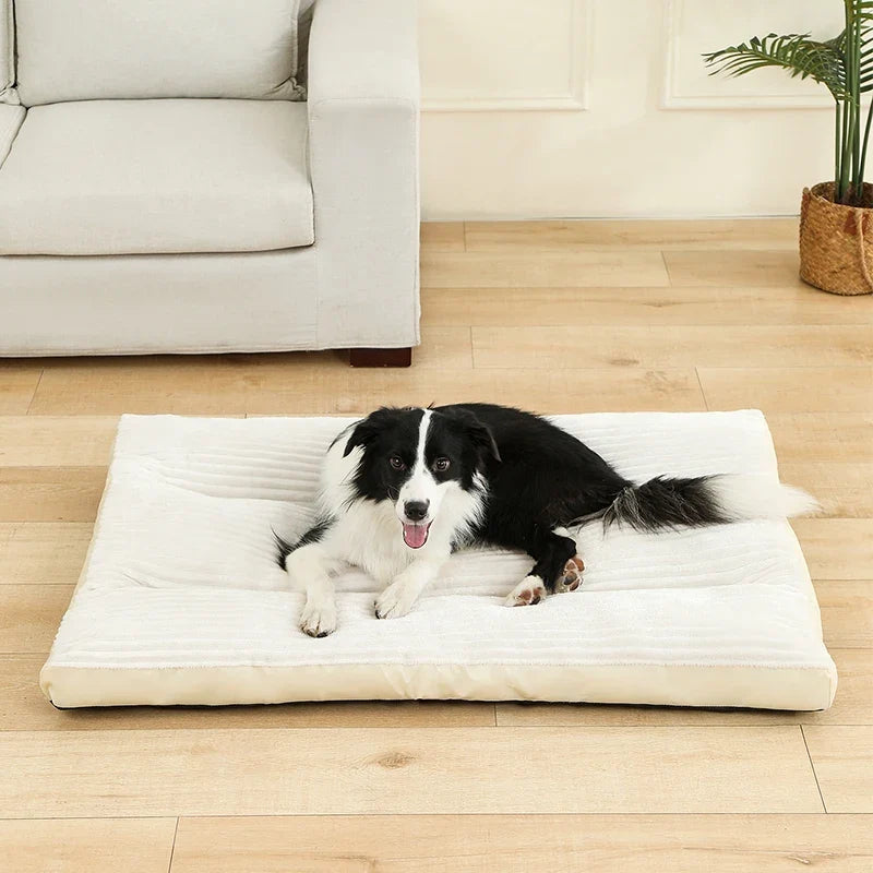Cozy plush dog bed – view 4